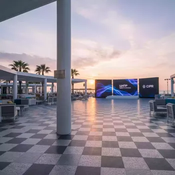 Аренда Укладка пластика в пляжном клубе Del Mar — ART SPACE