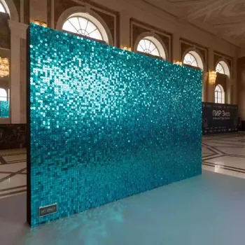 Аренда Фотозона бирюзовая из пайеток в Маринс Парк Отеле — ART SPACE