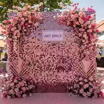 Аренда Фотозона на 8 Марта розовые пайетки с цветами в пляжном комплексе VinoGrad — ART SPACE