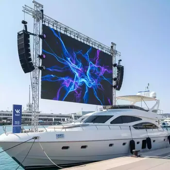 Аренда Экран светодиодный LED 5х3 на VIP теплоходе (Морпорт Сочи) — ART SPACE