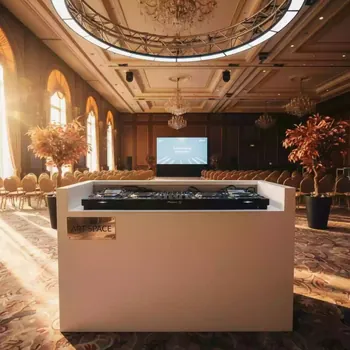 Аренда Микшер DJ Pioneer DJM 900NXS и CDJ NXS в отеле «Богатырь» — ART SPACE