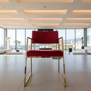 Аренда Стул Хит золото велюр красный в Imeretinskiy Hotel — ART SPACE