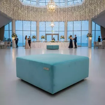 Аренда Пуфик треугольный аквамарин в отеле Radisson Lazurnaya — ART SPACE