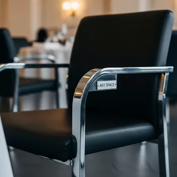 Аренда Кресло Andrian Silver Black в ресторане «Sanremo» — ART SPACE