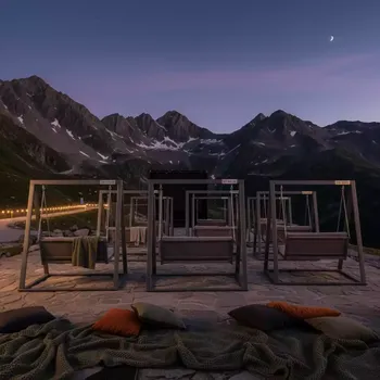 Аренда Садовые Качели на площадке Rosa Peak (2320м) — ART SPACE