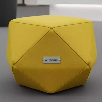 Аренда Пуф yellow polygonal Shape в Radisson Blu Resort & Congress Centre — ART SPACE