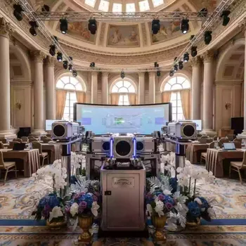 Аренда Тренажер интерактивный лазерный стрелковый Урмовик в Mercure Сочи Центр — ART SPACE