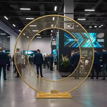 Аренда Арка круглая сетка золотая в комплексе Sea Galaxy — ART SPACE