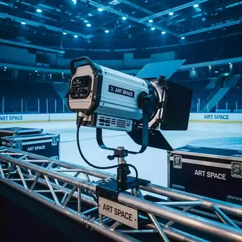 Аренда Стробоскоп Showtec Titan Strobe 1500 в Ледовом дворце «Айсберг» — ART SPACE