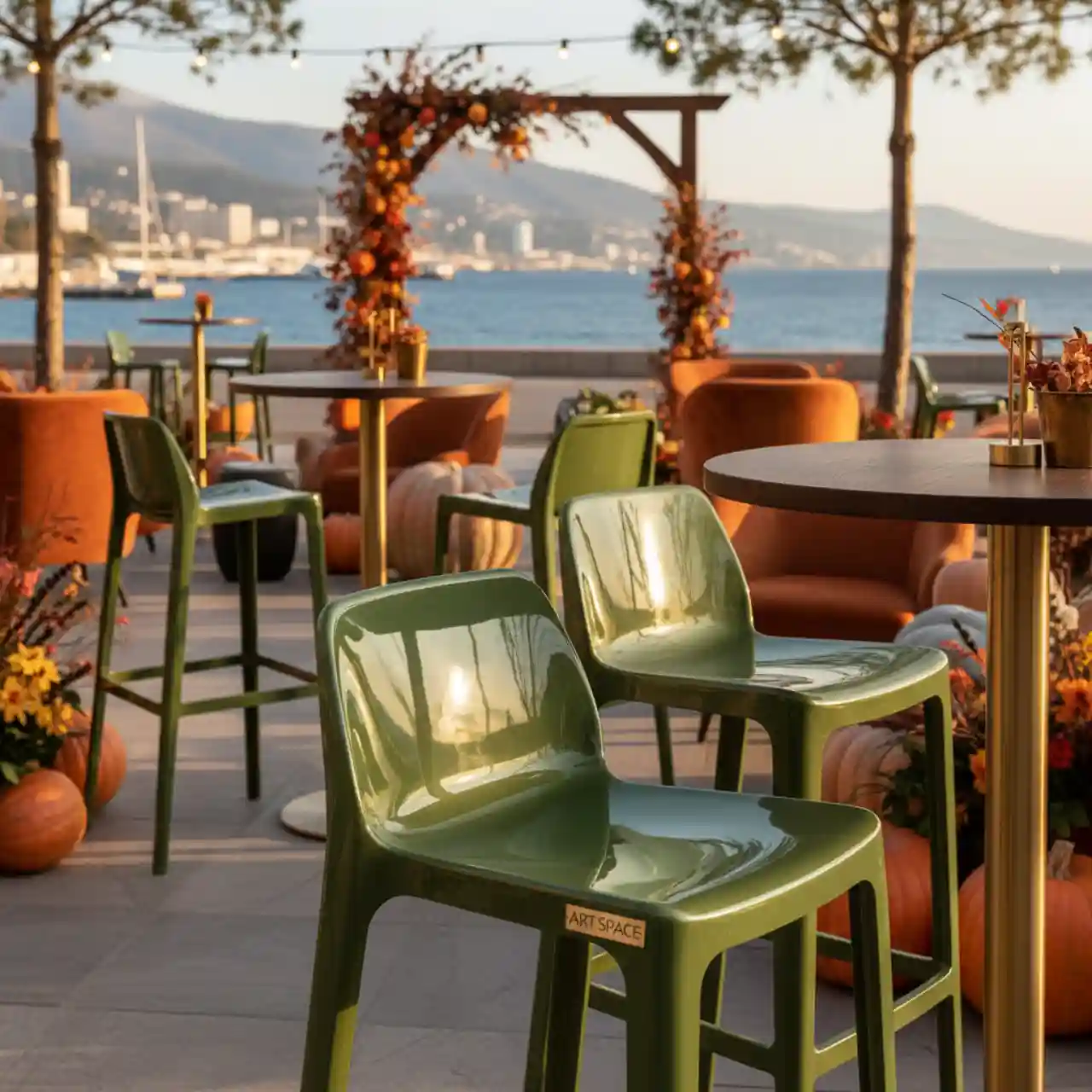 Стул полубарный пластиковый Lisa Technopolymer Go Green