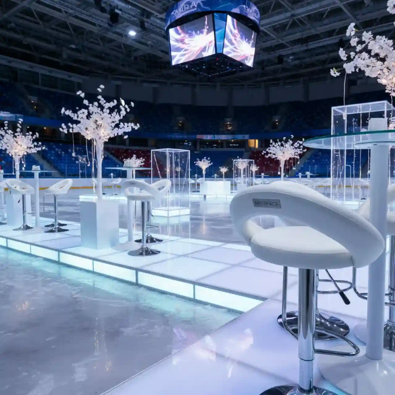 Стул барный белый Johnson White