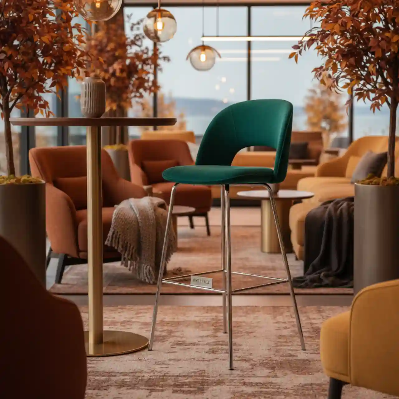 Стул барный Kongsberg изумрудная ткань стальные ножки