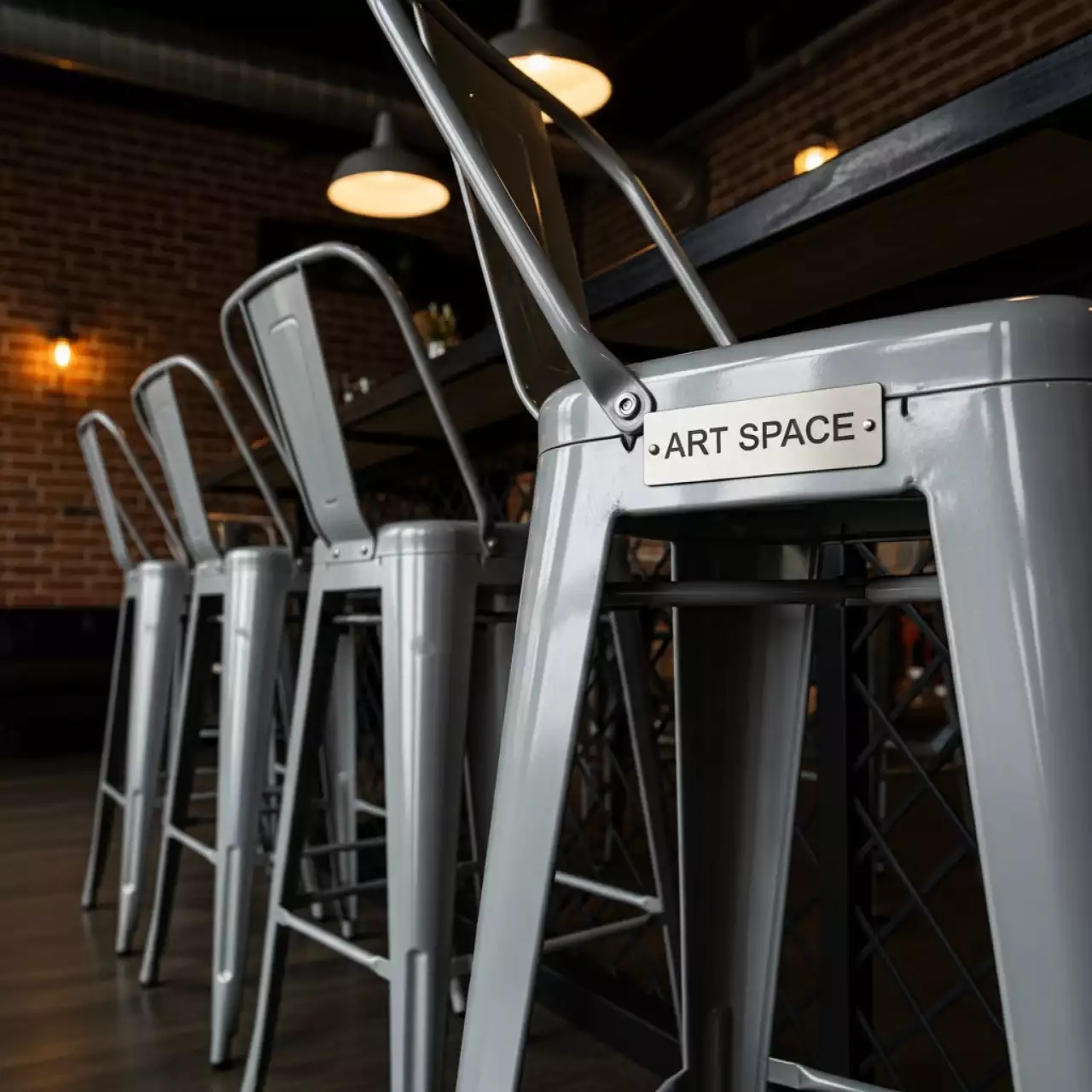 Аренда Барный стул Tolix серый металлический в Rixos Krasnaya Polyana — ART SPACE