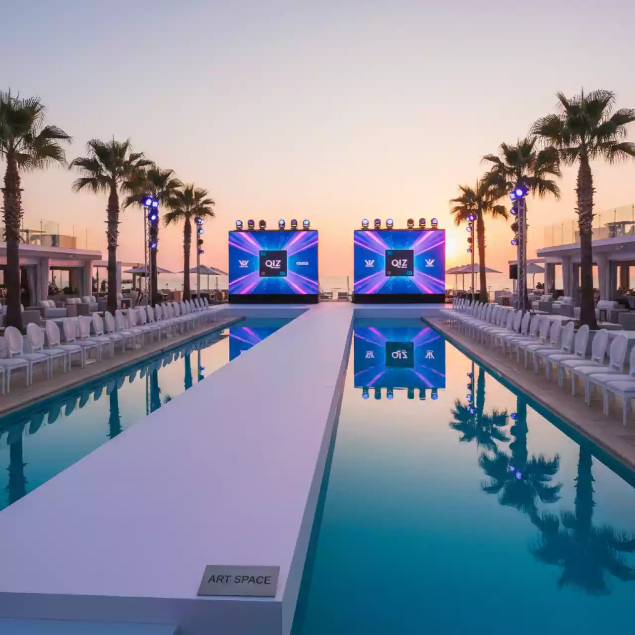 Аренда Дефиле Гранд Novosibirsk Fashion Week в пляжном комплексе VinoGrad — ART SPACE