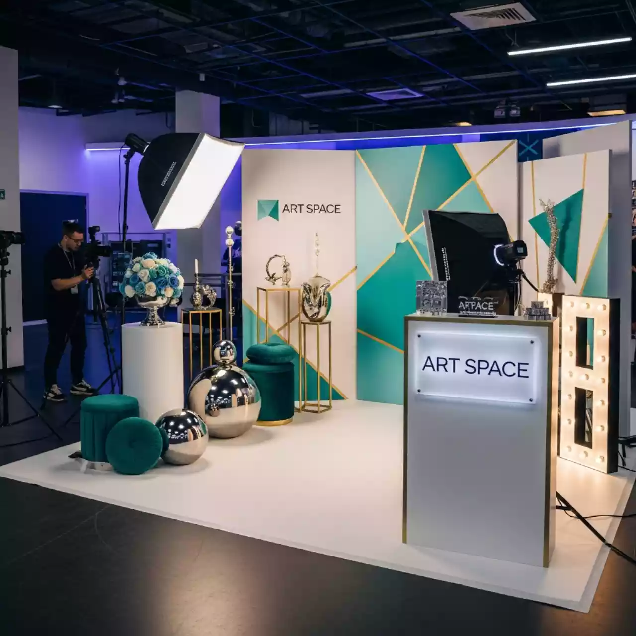 Аренда Декор или фотосессия в VK Stadium Sirius — ART SPACE