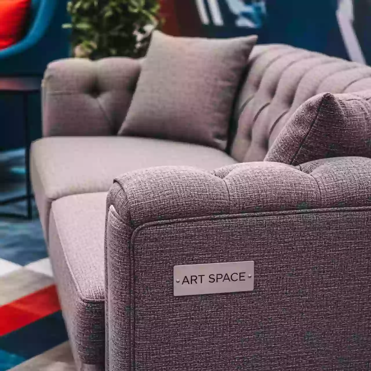 Аренда Диван двухместный Честер в Swissôtel Resort Sochi Kamelia – Идеальное Место для Формула-1 (Росгонки) — ART SPACE