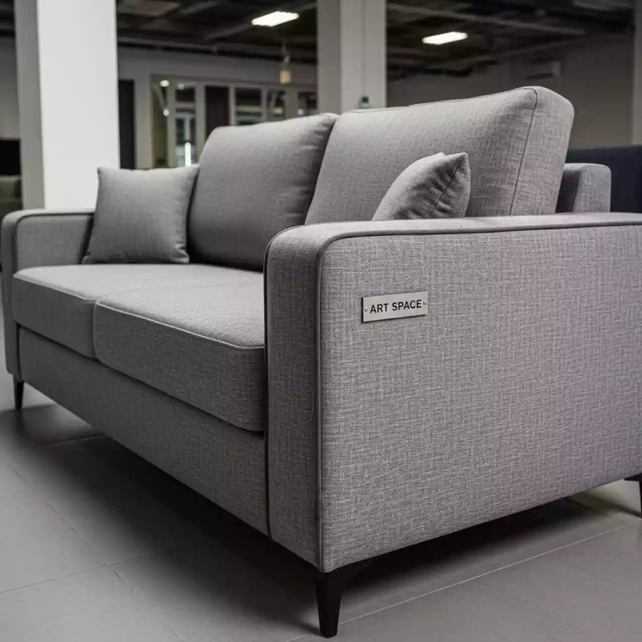 Аренда Диван двухместный с подушками Ralph Ash в санатории «Октябрьский» — ART SPACE