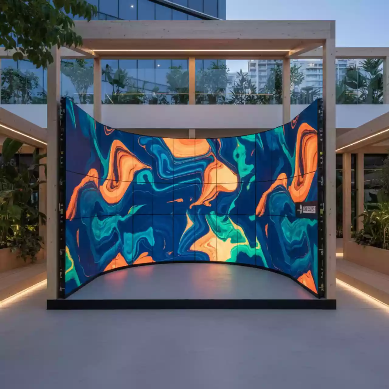 Аренда Экраны светодиодные информационные для рекламы в Mantera Supreme — ART SPACE