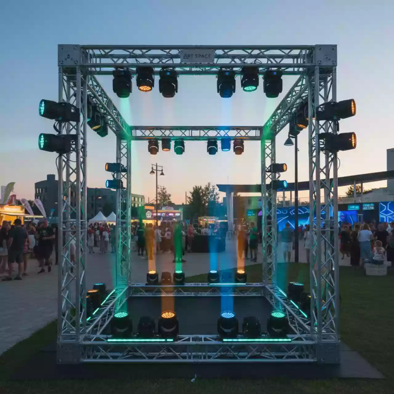 Аренда Фермовая конструкция инсталляция светового оборудования в Delta Sirius — ART SPACE