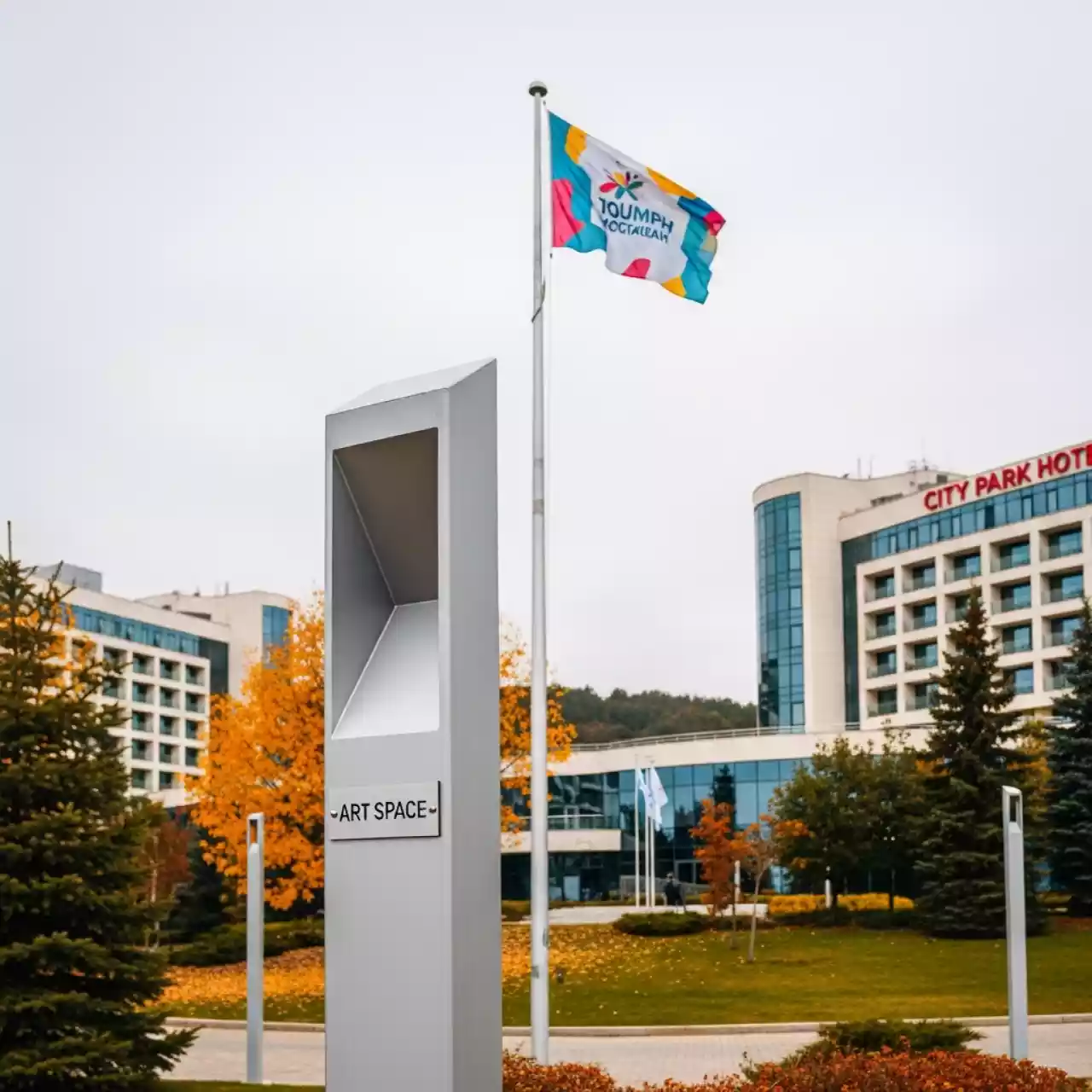 Аренда Флагшток Триумф 10 м в City Park Hotel Sochi — ART SPACE