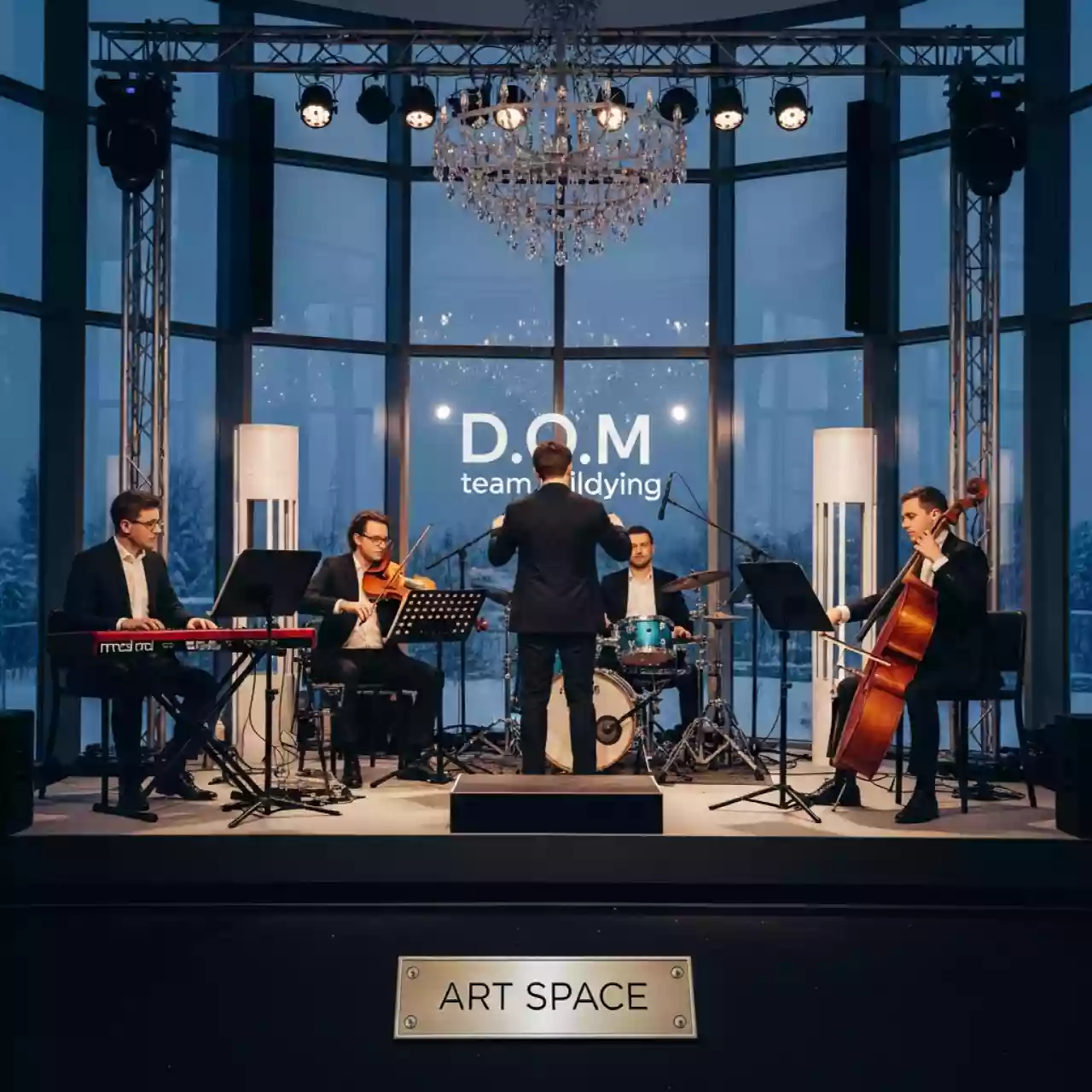 Аренда Группа "Версаль" в ресторане «D.O.M» — ART SPACE