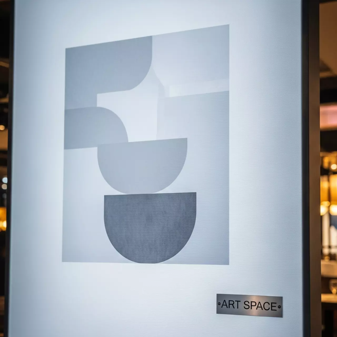 Аренда Холст Canon Artistic Satin Canvas 610x12 м в ресторане «La Terrazza» — ART SPACE