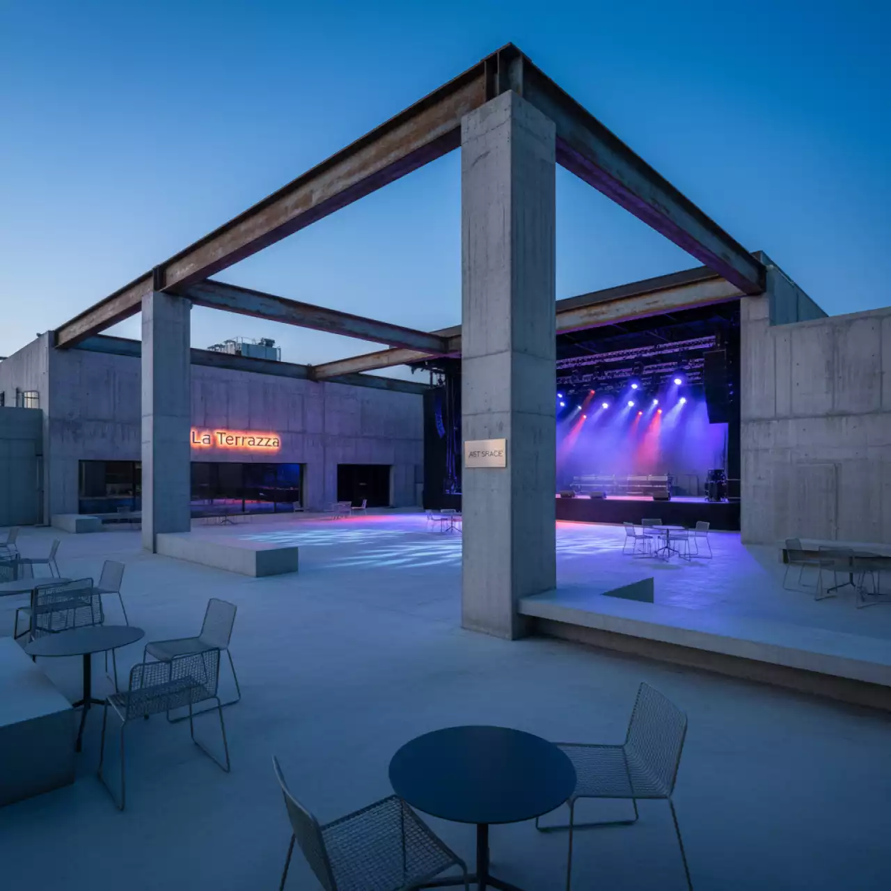 Аренда Кафе летнее в ресторане «La Terrazza» — ART SPACE