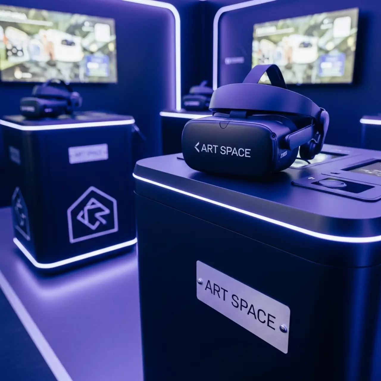 Аренда Класс мобильный виртуальной реальности EDUBLOCK Flow VR 16 в зале «Чайка» (Морпорт) — ART SPACE