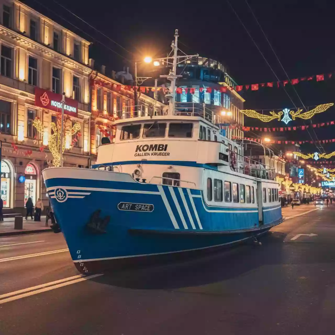 Аренда Комбик Gallien Krueger на теплоходе «Дагомыс» – Индустриальный Городской Праздник — ART SPACE