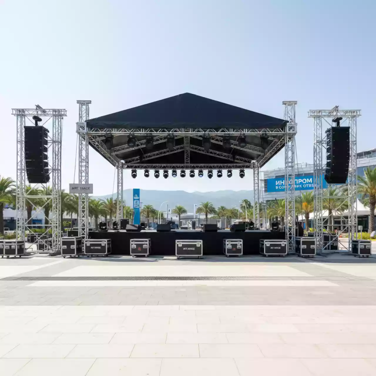 Аренда Комплекс сценический 14х10 м с порталами в Сочи Парк Отеле — ART SPACE