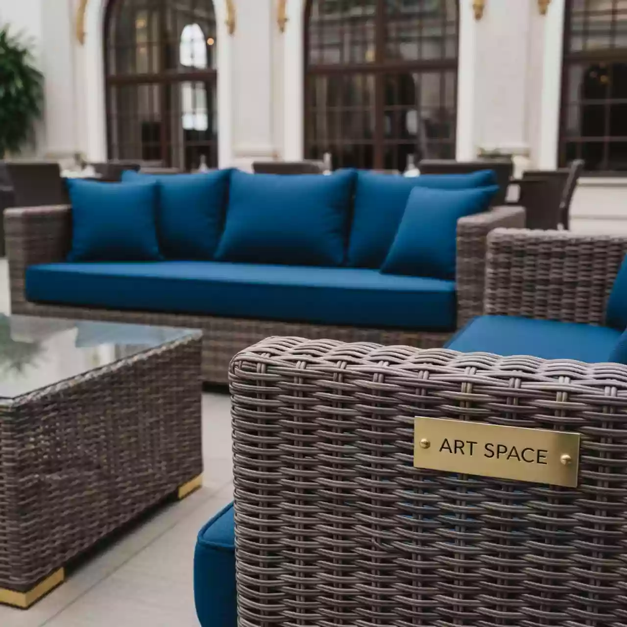 Аренда Комплект мебели OUTDOOR Мадейра в ресторане «Voda» — ART SPACE