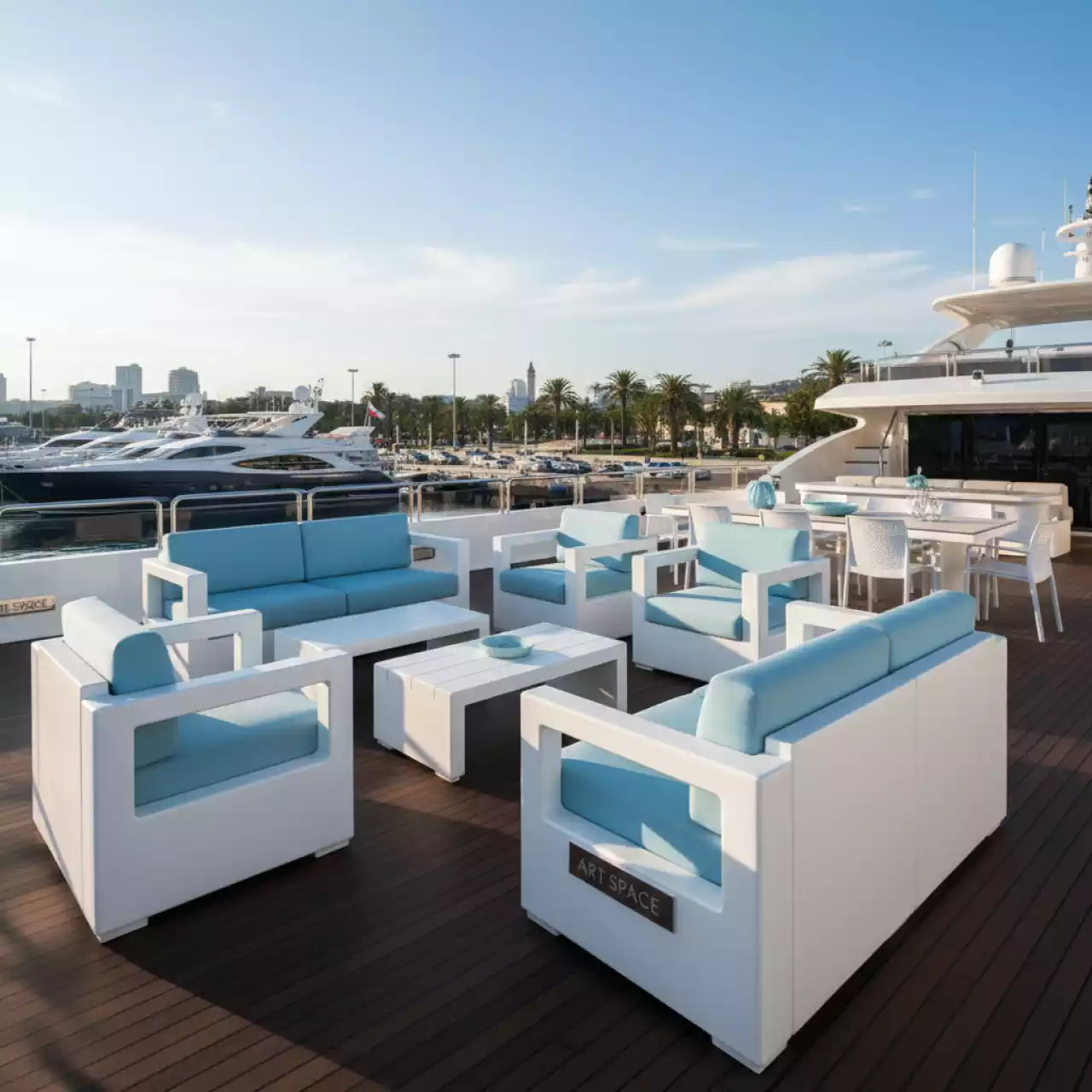 Аренда Комплекта мебели пластиковой Net Relax на VIP теплоходе (Морпорт Сочи) — ART SPACE