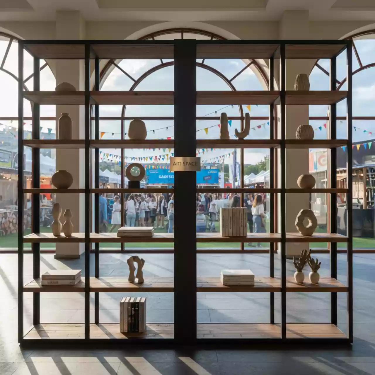 Аренда Консоль полка Лофт в Гранд Отель Сочи — ART SPACE