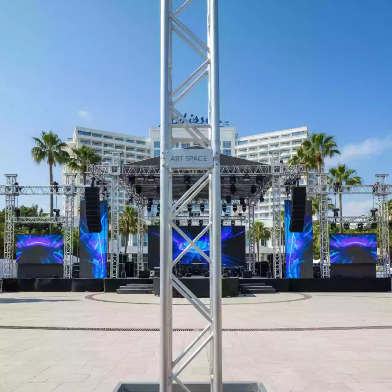 Аренда Конструкция сценическая для дня города в отеле Radisson Lazurnaya — ART SPACE