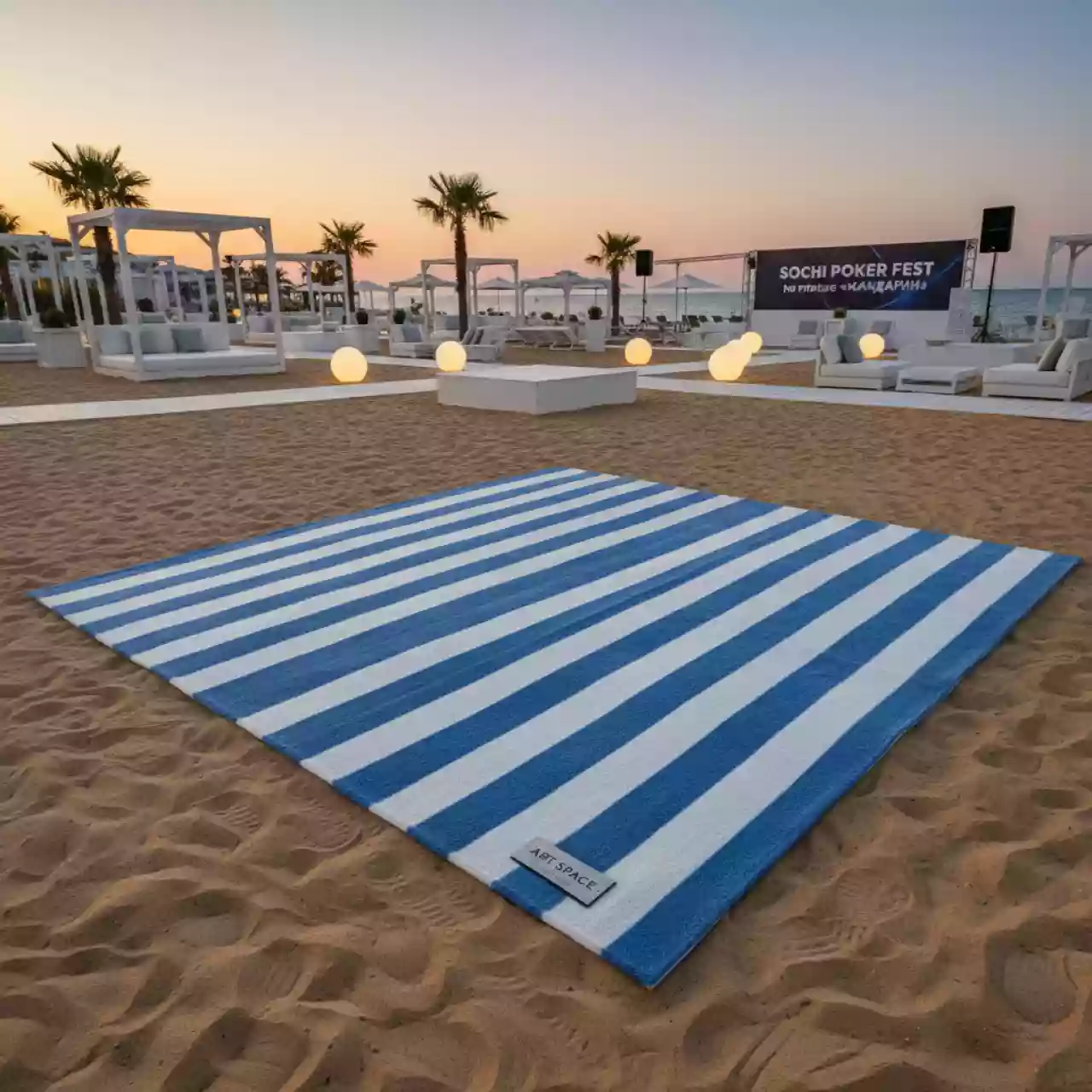 Аренда Коврик флисовый полосатый синий Green Glade 200х200 см на пляже «Мандарин» — ART SPACE