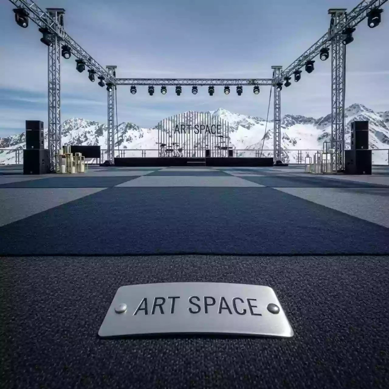 Аренда Ковры на площадке Rosa Peak (2320м) — ART SPACE