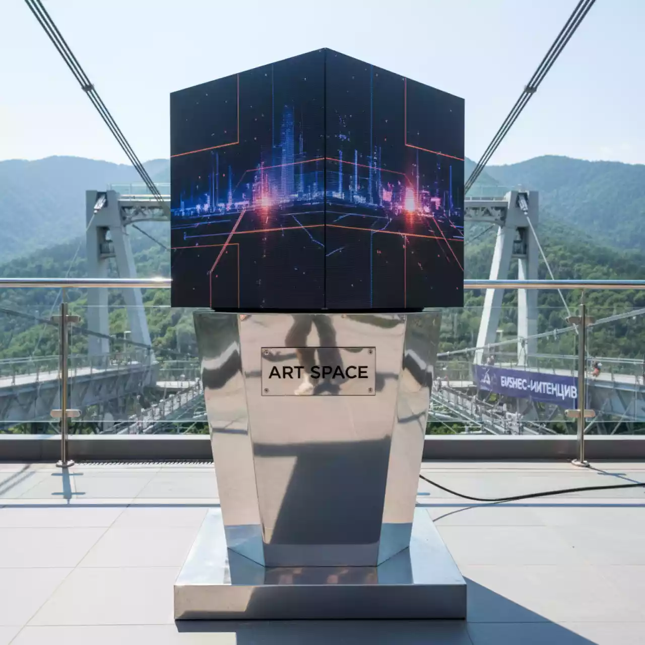 Аренда Куб LED 75 см в Skypark Sochi — ART SPACE