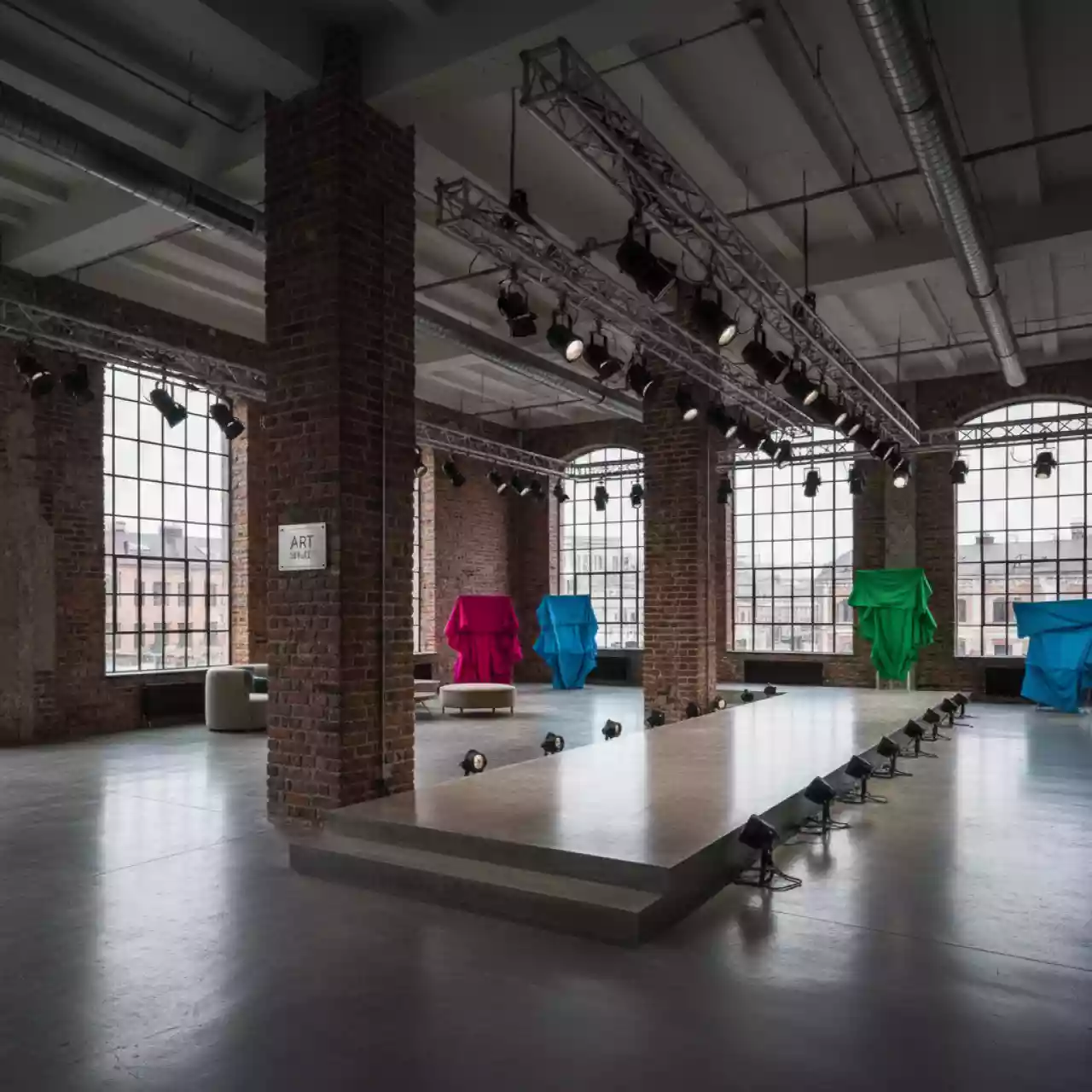 Аренда Лофт Свое поле в ресторане «D.O.M» — ART SPACE