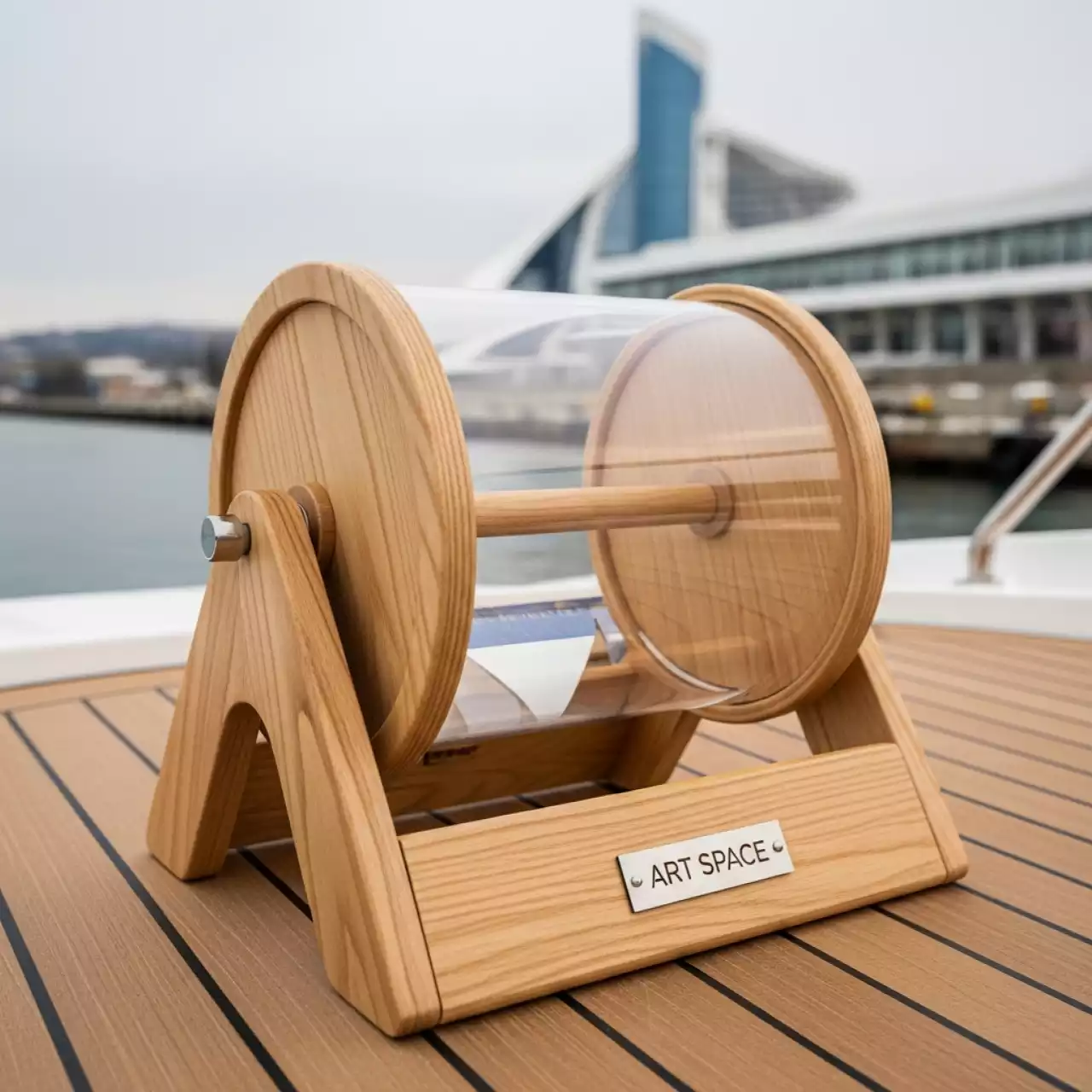 Аренда Лототрон Wood на VIP теплоходе (Морпорт