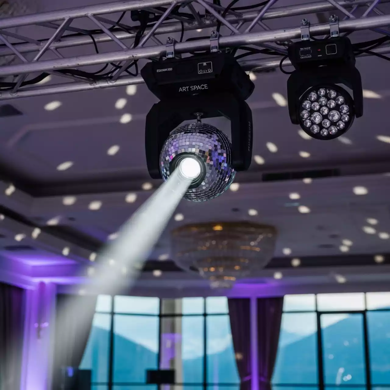 Аренда Луч для зеркального шара ADJ FX Beam в Rixos Krasnaya Polyana