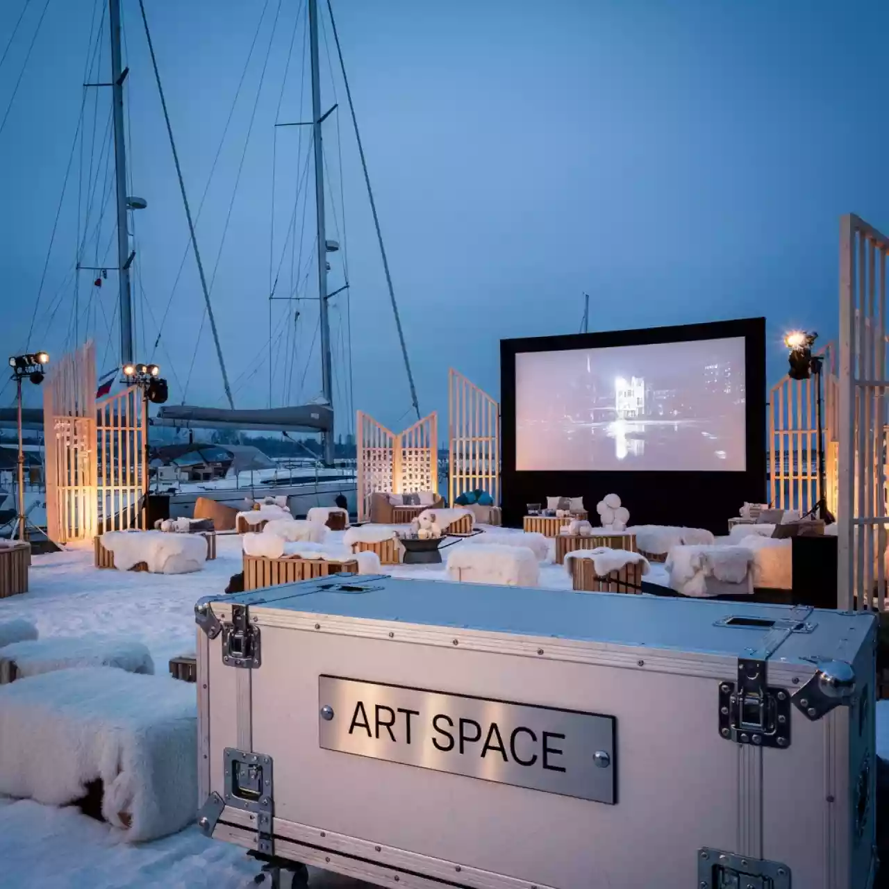 Аренда Новый год для компании Сибирские Жилые Кварталы на парусной регате (Сочи) — ART SPACE
