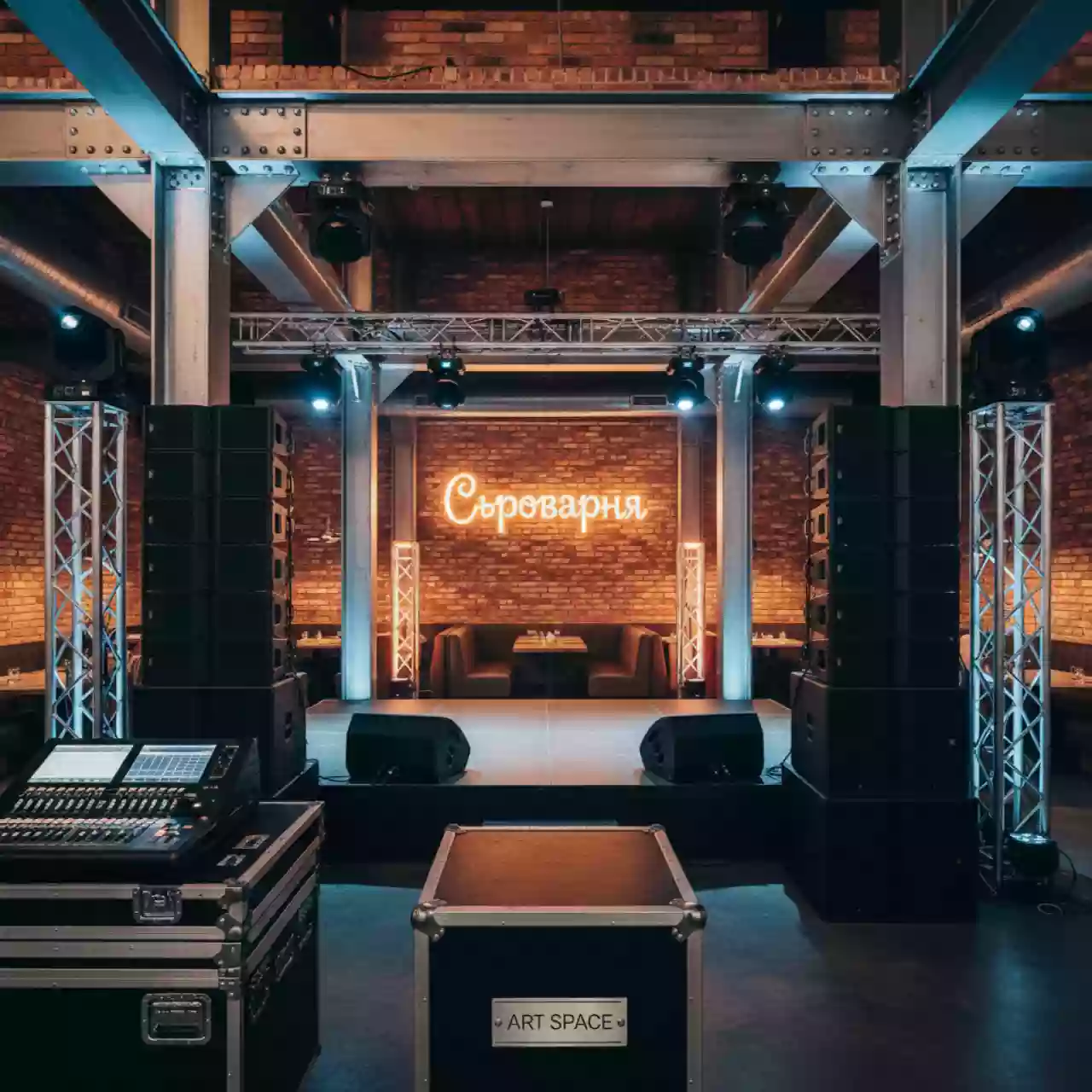 Аренда Обеспечение технического райдера для певицы Miravi в ресторане «Сыроварня» — ART SPACE