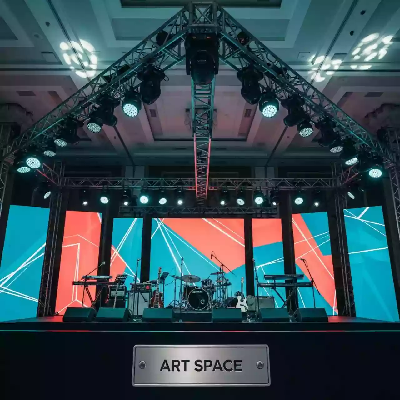 Аренда Обеспечение технического райдера звук и свет для группы IOWA и артистов мюзиклов в Sochi Marriott Krasnaya Polyana — ART SPACE
