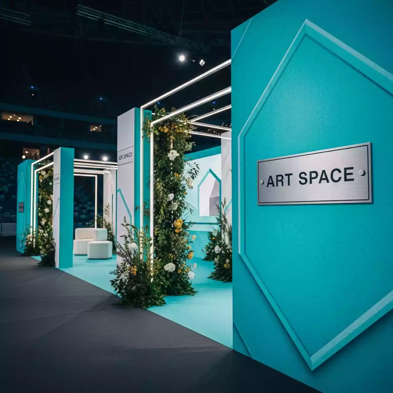 Аренда Оформление уникальное брендинга для Siberian Wellness в Сириус Арене — ART SPACE