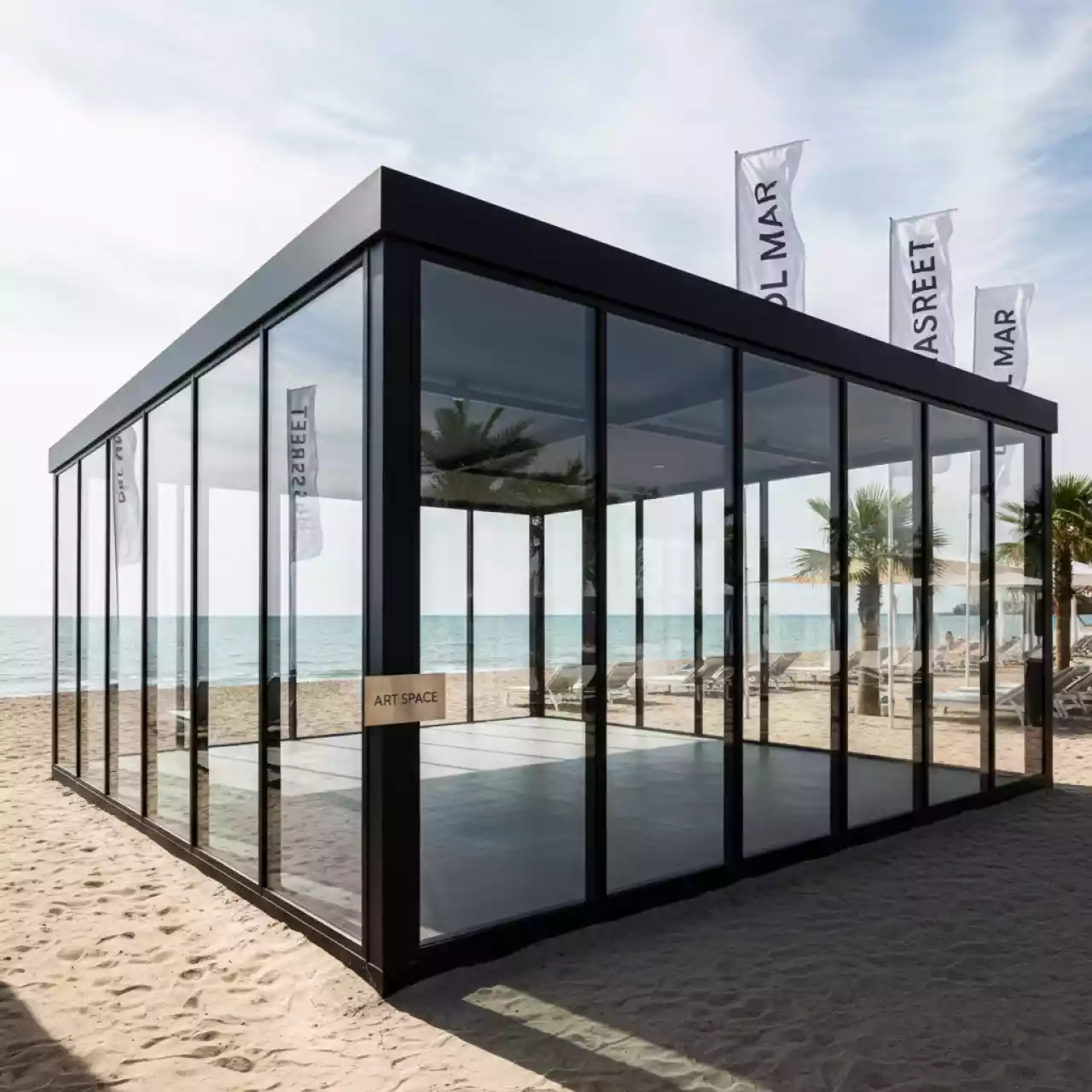 Аренда Павильон черный 10х15 м остекленный в пляжном клубе Del Mar — ART SPACE