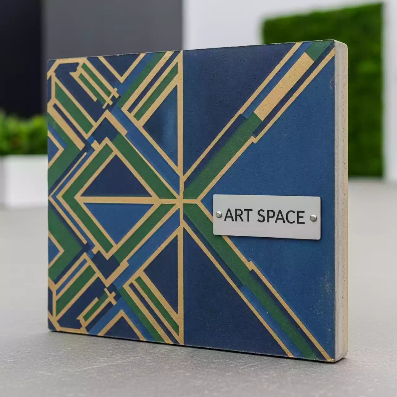 Аренда Плитка тротуарная 15 кг в МФК «Горный» — ART SPACE