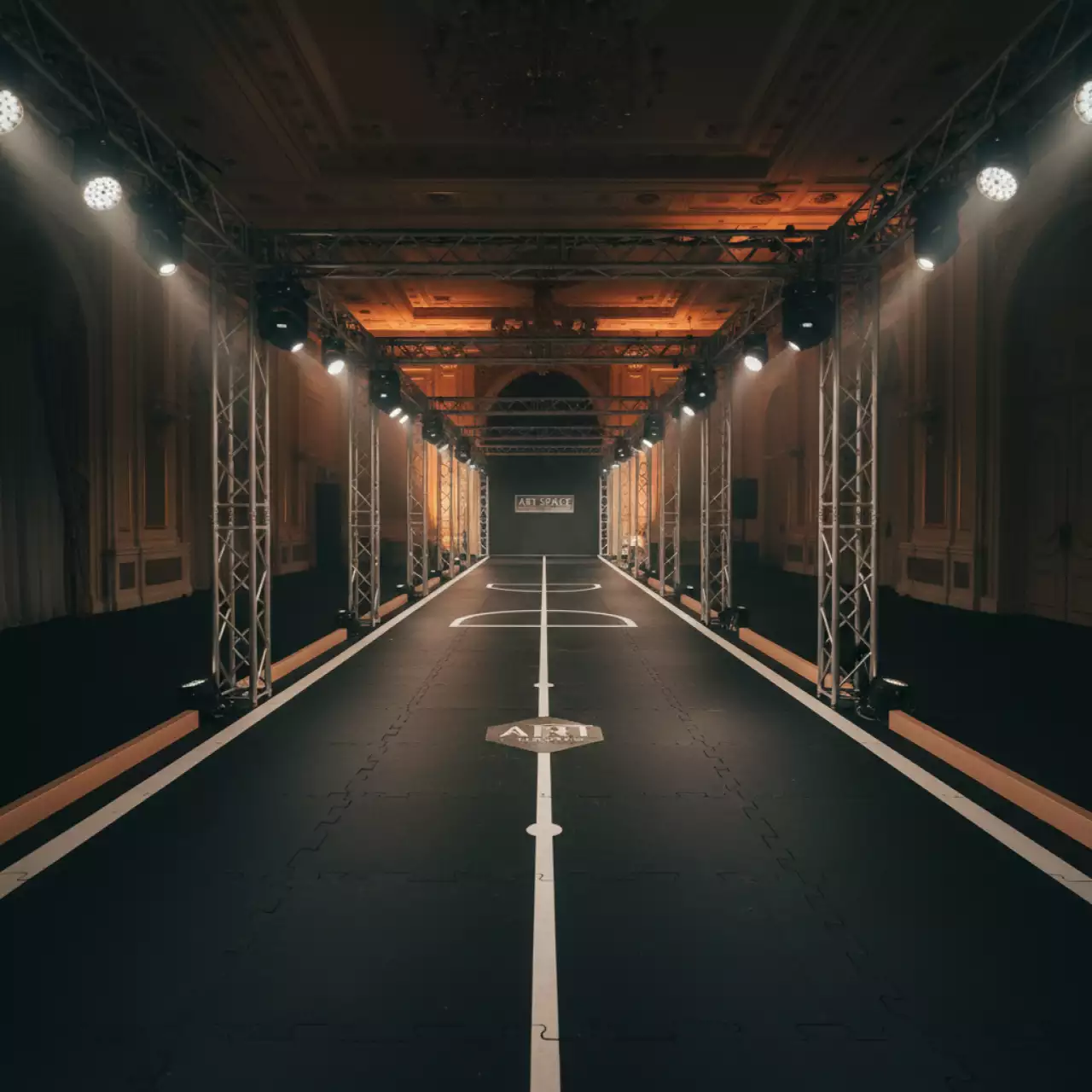 Аренда Поле спортивное мобильное в гранд-отеле «Жемчужина» — ART SPACE