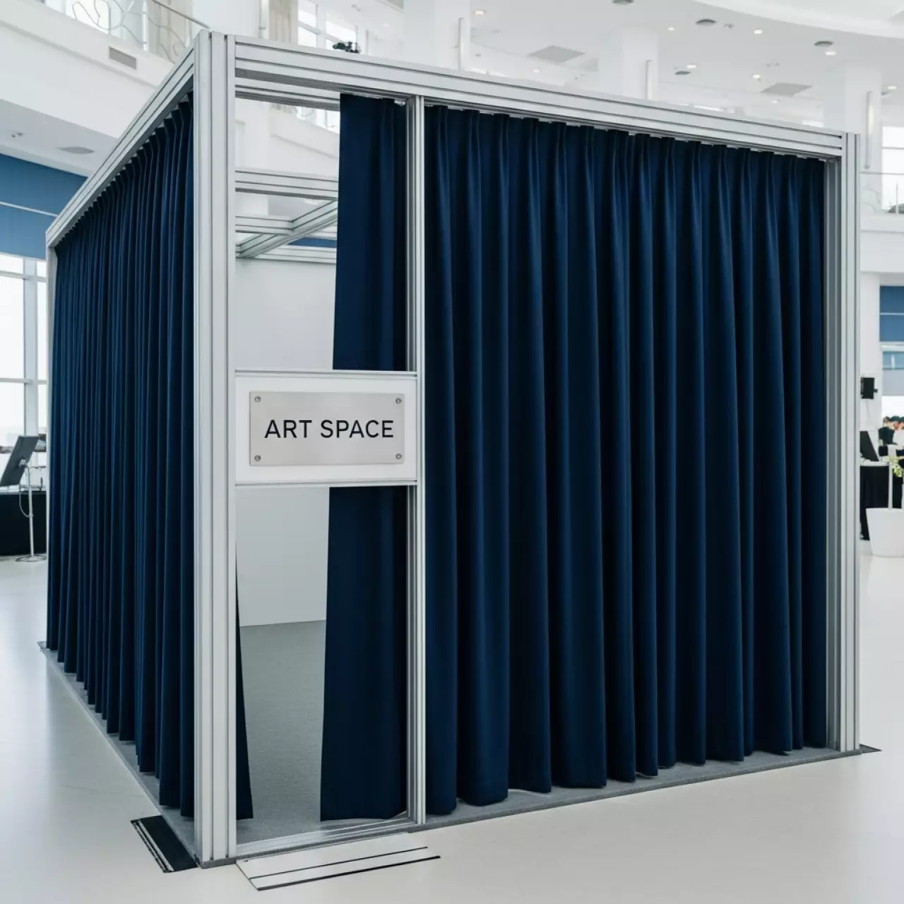 Аренда Примерочная большая без разделителя в Swissôtel Resort Sochi Kamelia — ART SPACE