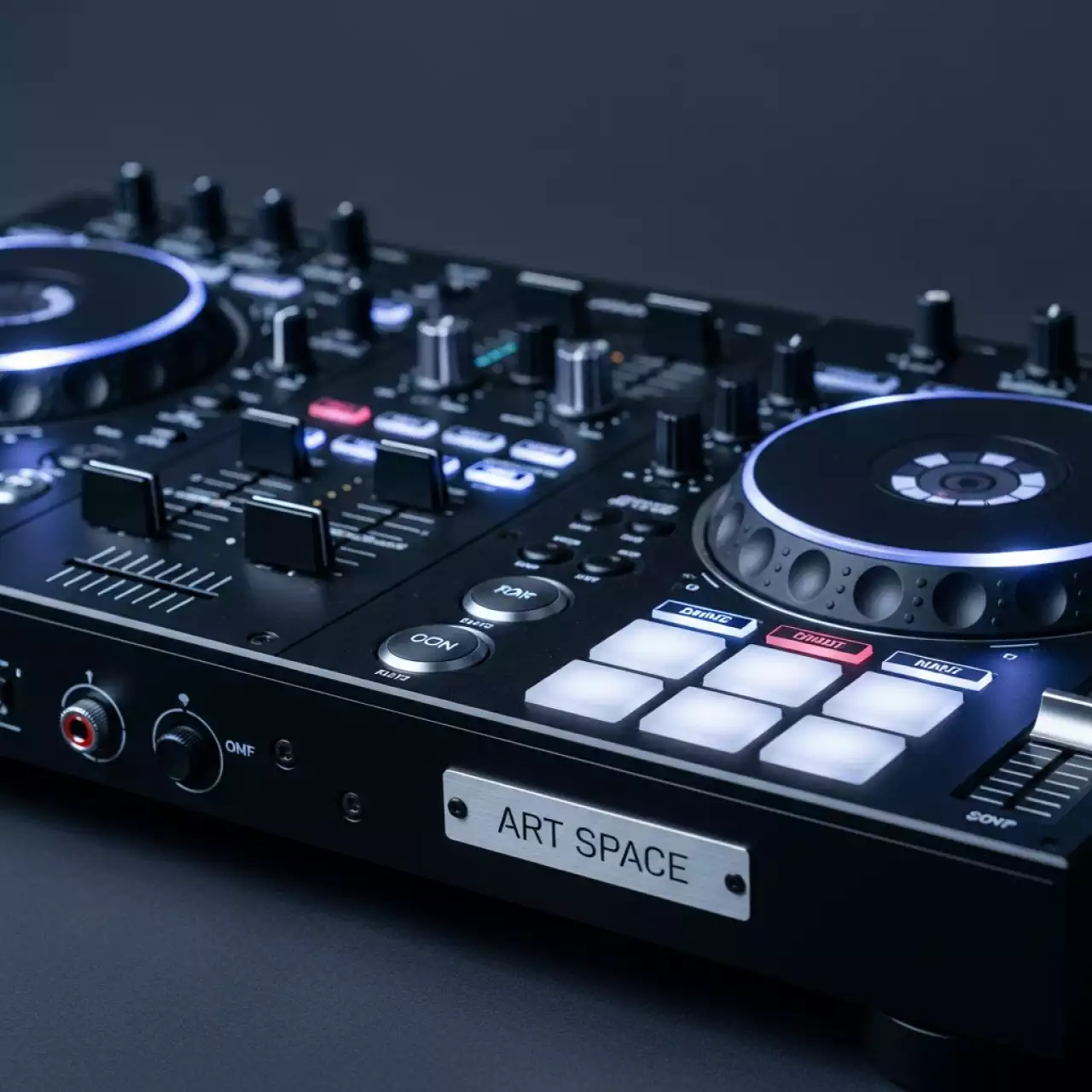 Аренда Проигрыватель CD для DJ Denon DND в Поляна 1389 Отель и Спа