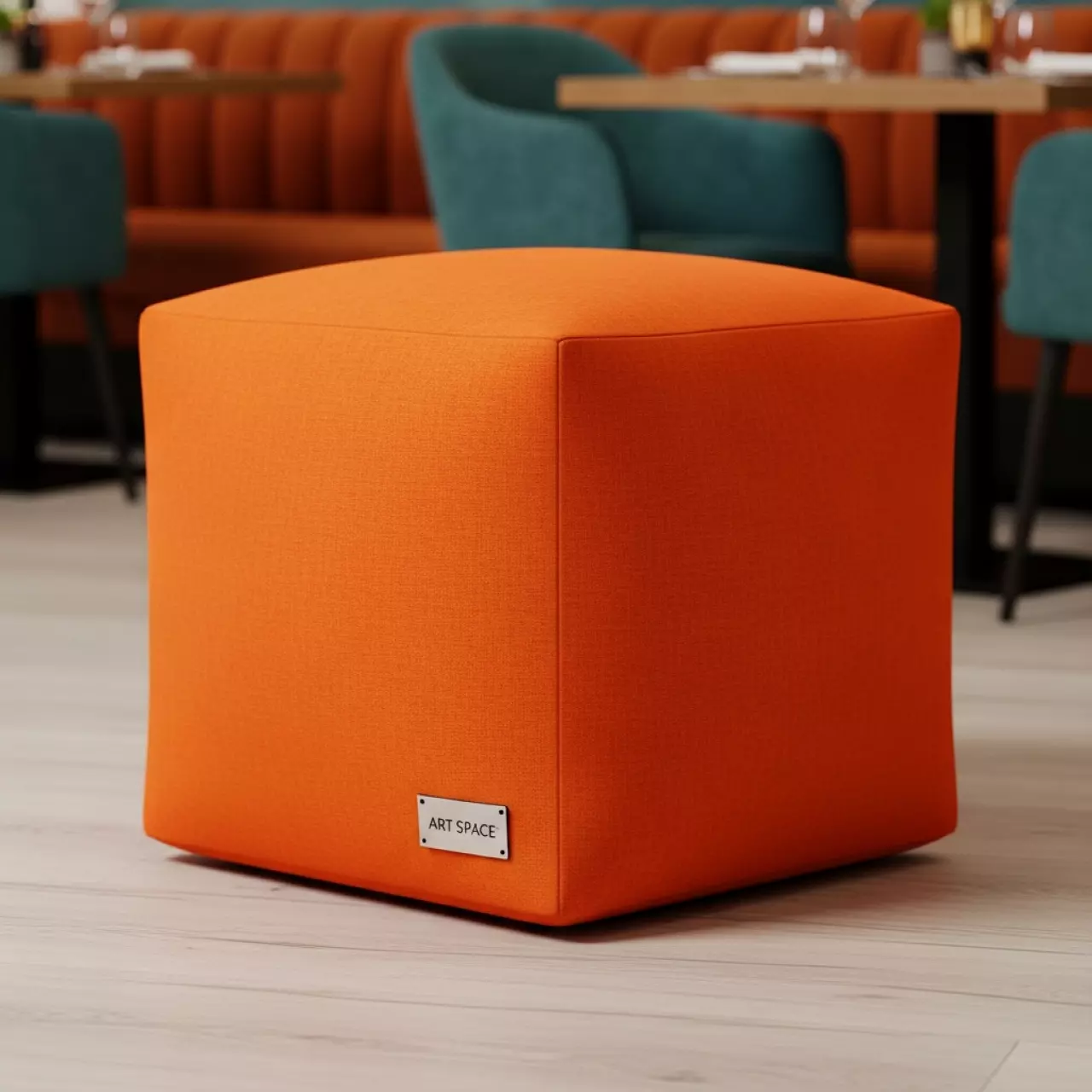 Аренда Пуфик Shape Orange Cube в ресторане «Voda» — ART SPACE